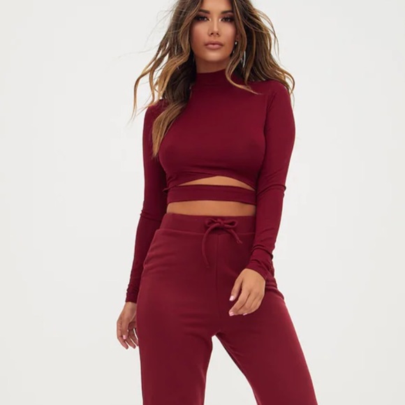 PrettyLittleThing Tops - PLT Burgundy Jersey Open Front Long Sleeve Crop